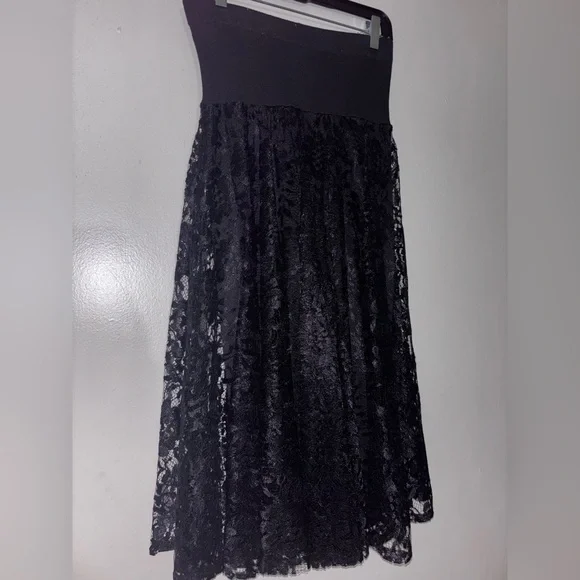 Vintage Black Lace Skirt - Picture 1 of 3